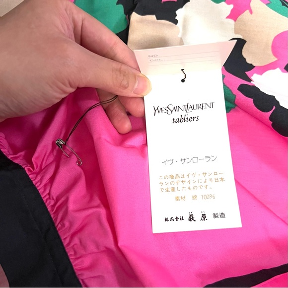 NEW Authentic YSL Yves Saint Laurent Designer Logo Pink Apron - Made In Japan - Picture 6 of 8
